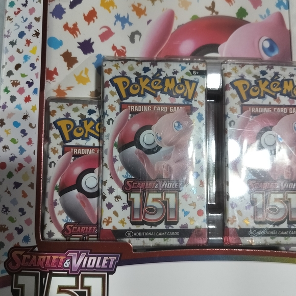 Pokemon Scarlet & Violet 151 Binder Collection Pokemon Scarlet & Violet 151 Binder Collection
